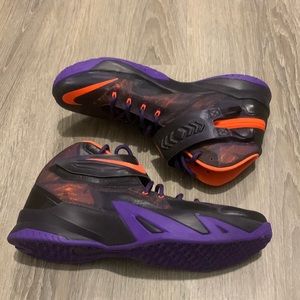 Lebron Nike Zoom Solider VIII